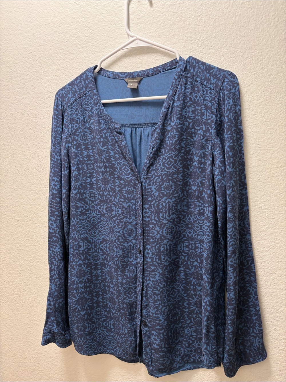Eddie Bauer Blue Printed Button-Front Top